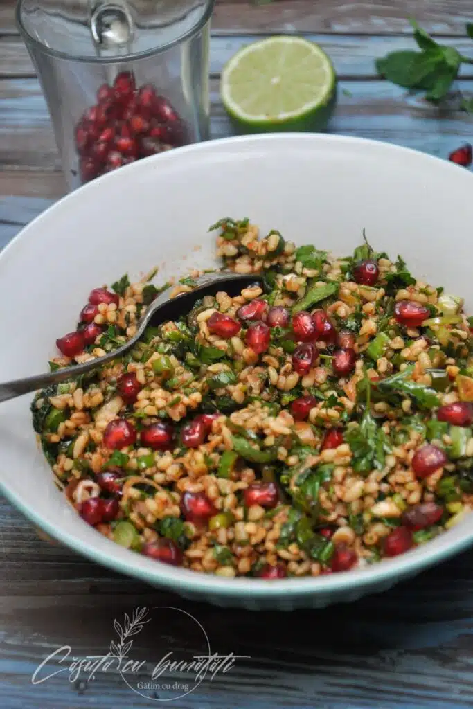 Salata Kisir, salata turceasca sanatoasa, de post, usor de facut VIDEO